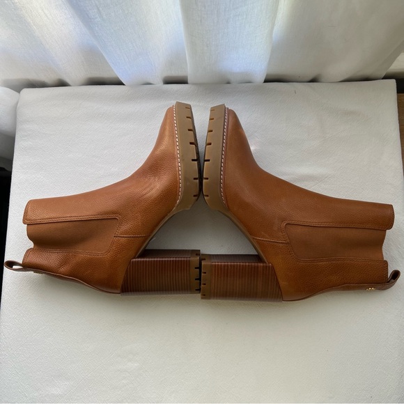 Tory Burch Chelsea 70mm Lug Sole Bootie in Camel - Picture 7 of 11